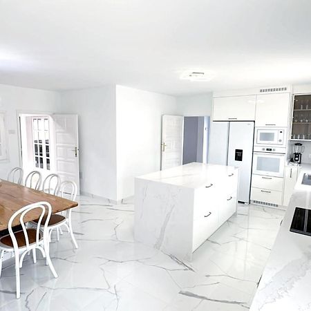 Stunning Sea View Villa With 6 Bedrooms & Heated Pool - Villa Renaissance Коста Бланка Экстерьер фото